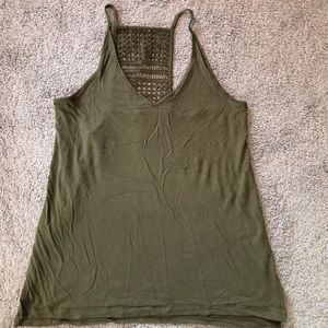 🔴Old navy green tank top, size small.